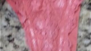 Трусики-стринги свекрови - порно видео