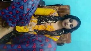 Секс с моим симпатичным молодоженом-соседом-бхабхи, секс-видео дези-бхабхи на хинди, аудио - порно видео