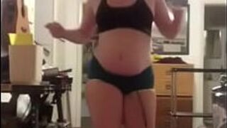 пухлые упражнения девушки - порно видео