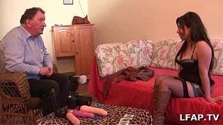 Фистинг и анальное проникновение для порно кастинга французской милфы - порно видео