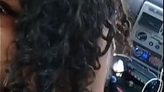 заниматься сексом за рулем - порно видео