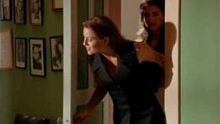 Эротические злоключения человека-невидимки - Холли Голливуд и Ребекки Лорд - порно видео