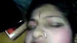 Пара молодоженов - порно видео