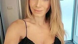 Дилетта Леотта, супер сексуальная шлюшка - порно видео