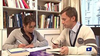 Шарлотта использует частные уроки, чтобы трахаться - порно видео