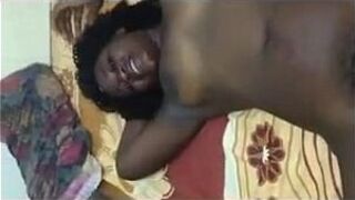 Гана горячая дрочит - порно видео