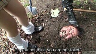 Основное японское крещение мочой в погребении с субтитрами - порно видео